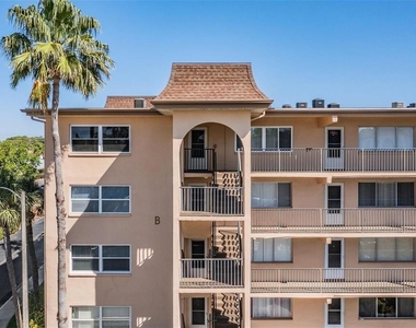 2525 West Bay Drive - Photo Thumbnail 24