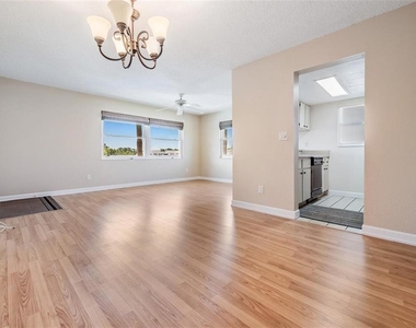 2525 West Bay Drive - Photo Thumbnail 18