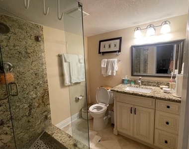 1270 Gulf Boulevard - Photo Thumbnail 16
