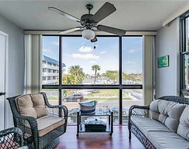 800 S Gulfview Boulevard - Photo Thumbnail 11