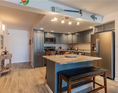 800 S Gulfview Boulevard - Photo Thumbnail 7
