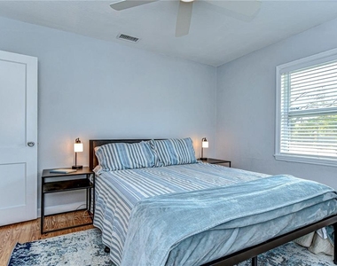 1922 55th Street S - Photo Thumbnail 13