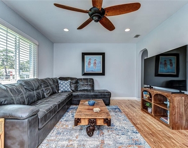 1922 55th Street S - Photo Thumbnail 5
