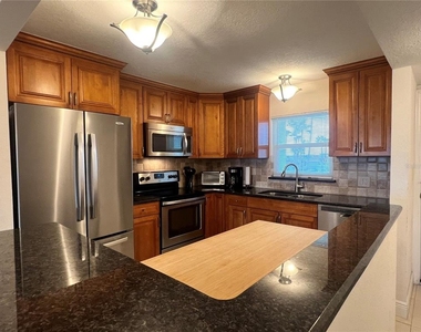 1230 Gulf Boulevard - Photo Thumbnail 11