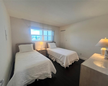 1230 Gulf Boulevard - Photo Thumbnail 19