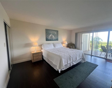 1230 Gulf Boulevard - Photo Thumbnail 15