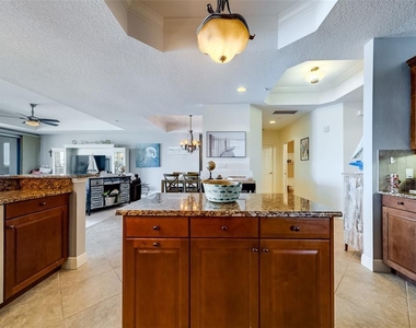 17745 Gulf Boulevard - Photo Thumbnail 16