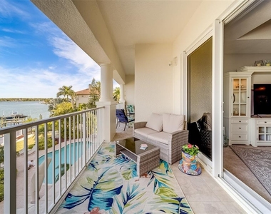 17745 Gulf Boulevard - Photo Thumbnail 27