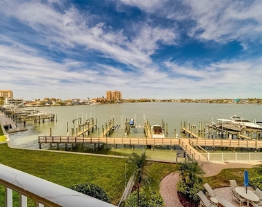 17745 Gulf Boulevard - Photo Thumbnail 51