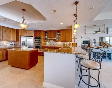 17745 Gulf Boulevard - Photo Thumbnail 11