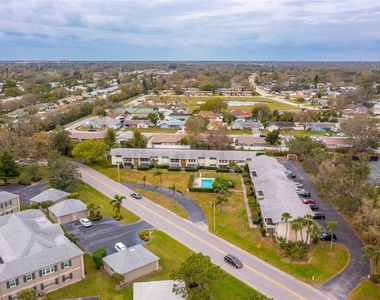 8303 Bardmoor Boulevard - Photo Thumbnail 36