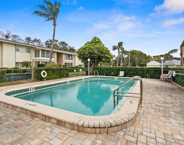 8303 Bardmoor Boulevard - Photo Thumbnail 31