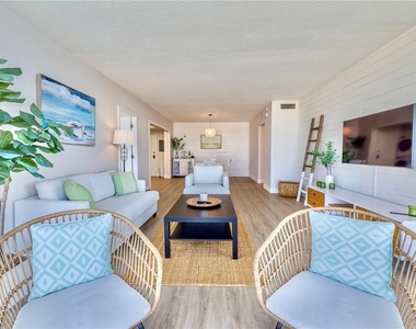 100 Pierce Street - Photo Thumbnail 3