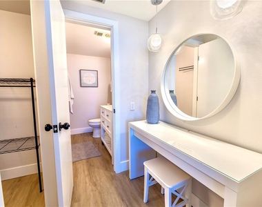 100 Pierce Street - Photo Thumbnail 10