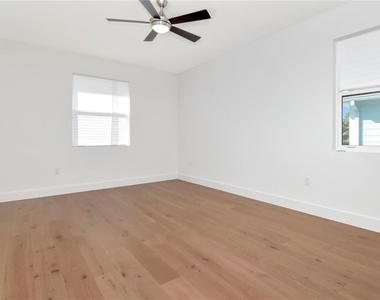 4604 W Lowell Avenue - Photo Thumbnail 60