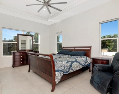 4604 W Lowell Avenue - Photo Thumbnail 32