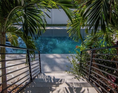 4604 W Lowell Avenue - Photo Thumbnail 69
