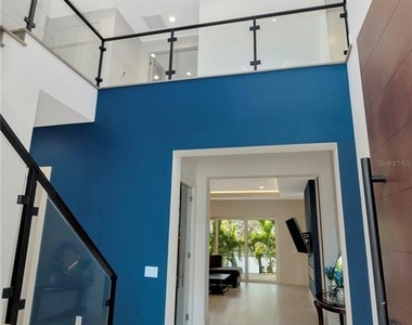 4604 W Lowell Avenue - Photo Thumbnail 4