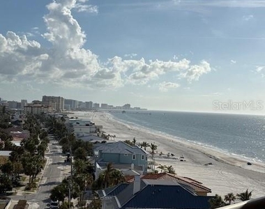 880 Mandalay Avenue - Photo Thumbnail 17