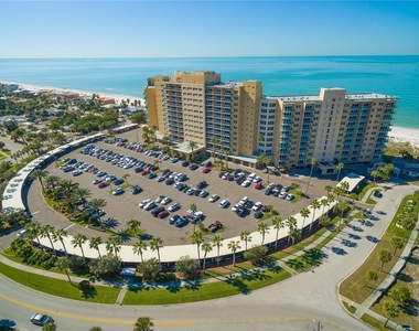 880 Mandalay Avenue - Photo Thumbnail 2