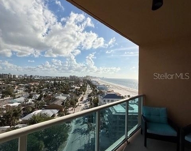 880 Mandalay Avenue - Photo Thumbnail 16