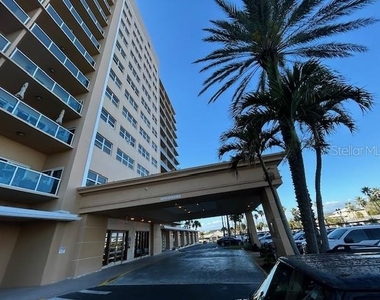 880 Mandalay Avenue - Photo Thumbnail 4