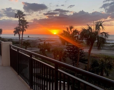 1270 Gulf Boulevard - Photo Thumbnail 39