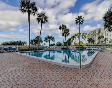 1270 Gulf Boulevard - Photo Thumbnail 34