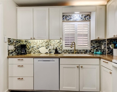 1270 Gulf Boulevard - Photo Thumbnail 15