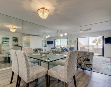 1270 Gulf Boulevard - Photo Thumbnail 10