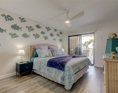 1270 Gulf Boulevard - Photo Thumbnail 18