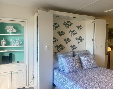 1270 Gulf Boulevard - Photo Thumbnail 24