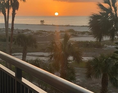 1270 Gulf Boulevard - Photo Thumbnail 41