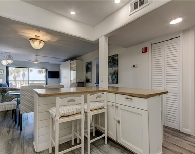 1270 Gulf Boulevard - Photo Thumbnail 12