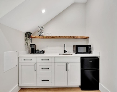 341 Albert Street - Photo Thumbnail 25
