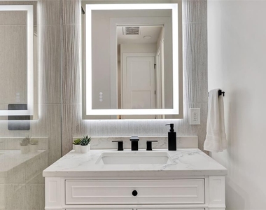 341 Albert Street - Photo Thumbnail 37