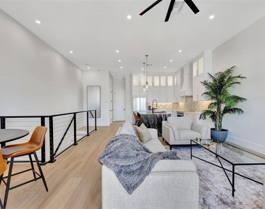 341 Albert Street - Photo Thumbnail 18