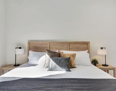 341 Albert Street - Photo Thumbnail 40
