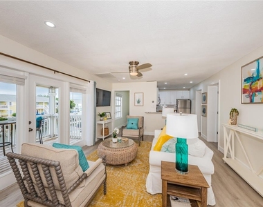 5004 Starfish Drive Se - Photo Thumbnail 9