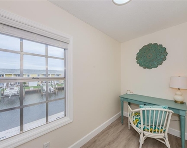 5004 Starfish Drive Se - Photo Thumbnail 10
