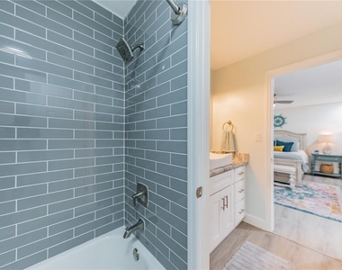 5004 Starfish Drive Se - Photo Thumbnail 15