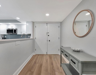 1430 Gulf Boulevard - Photo Thumbnail 3