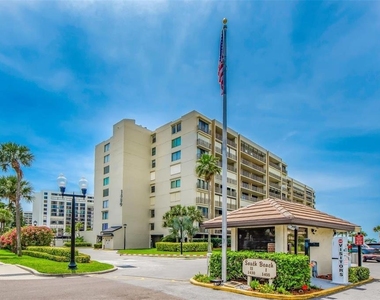 1430 Gulf Boulevard - Photo Thumbnail 1