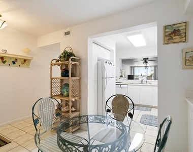 6093 Bahia Del Mar Circle - Photo Thumbnail 4