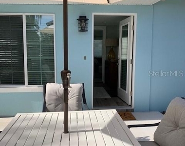 1275 Wooddell Drive - Photo Thumbnail 7