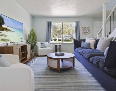 10075 W Bay Street - Photo Thumbnail 13