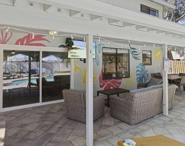 10075 W Bay Street - Photo Thumbnail 17