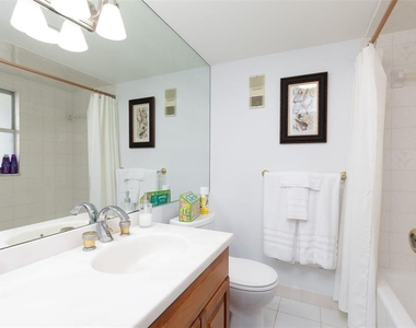 11000 Gulf Boulevard - Photo Thumbnail 17