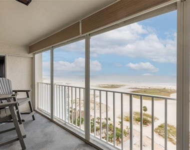 11000 Gulf Boulevard - Photo Thumbnail 14