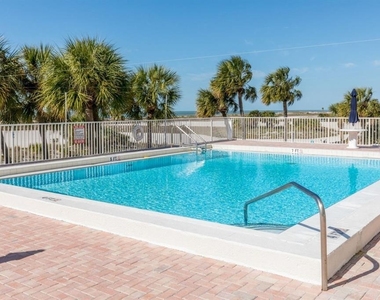 11000 Gulf Boulevard - Photo Thumbnail 27